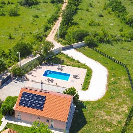 Iris Holiday Home Trbounje Luaran gambar