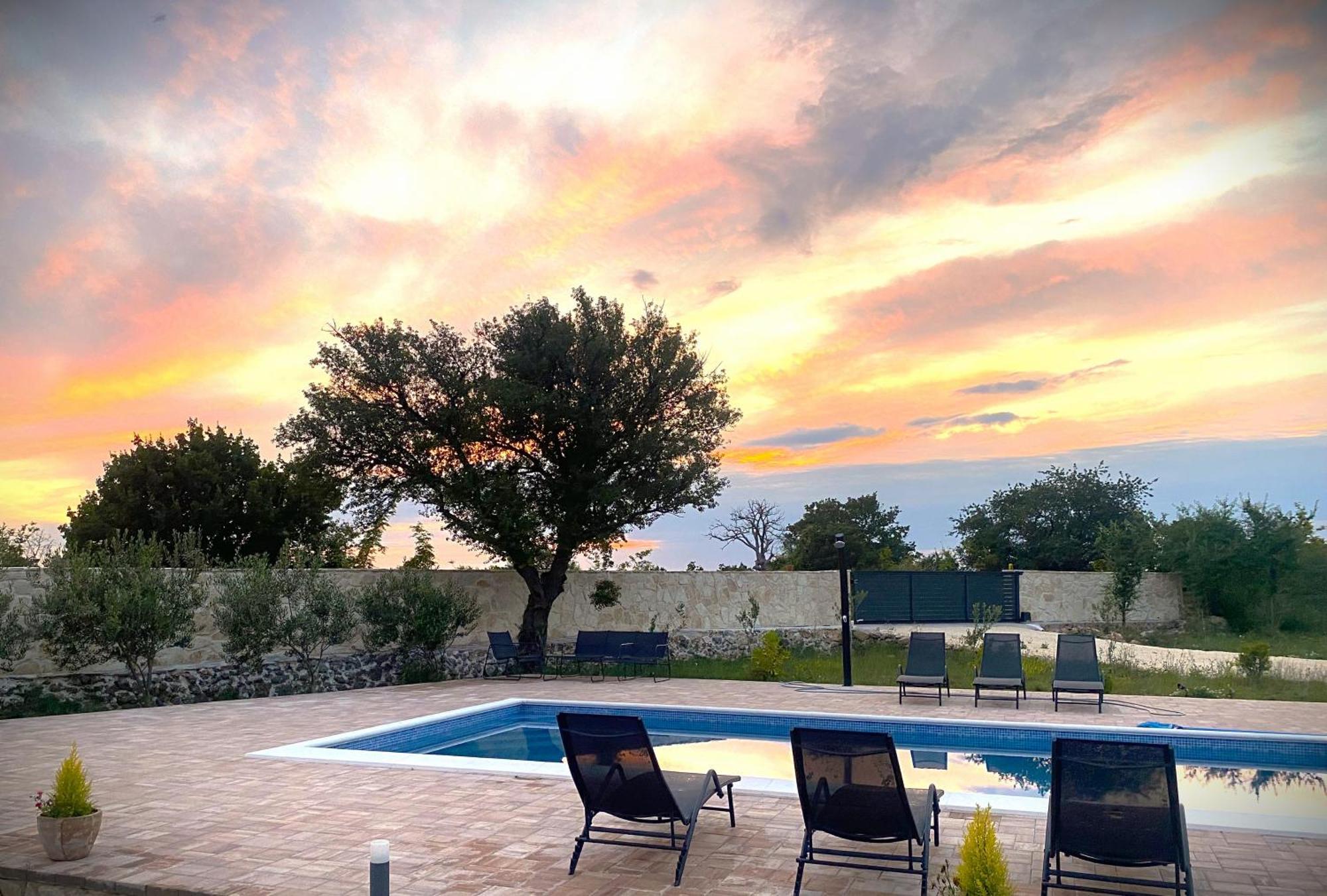 Iris Holiday Home Trbounje Luaran gambar