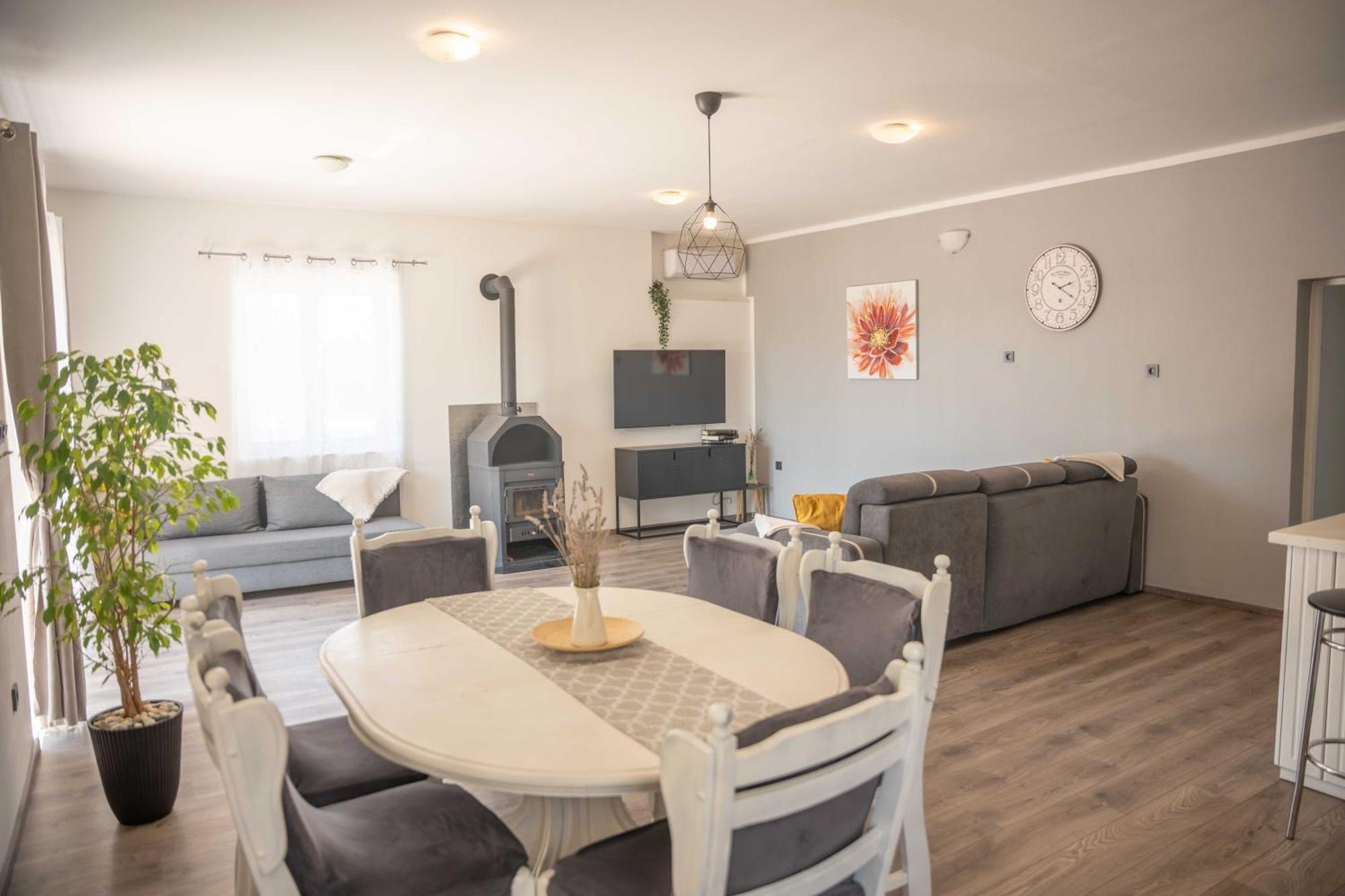 Iris Holiday Home Trbounje Luaran gambar