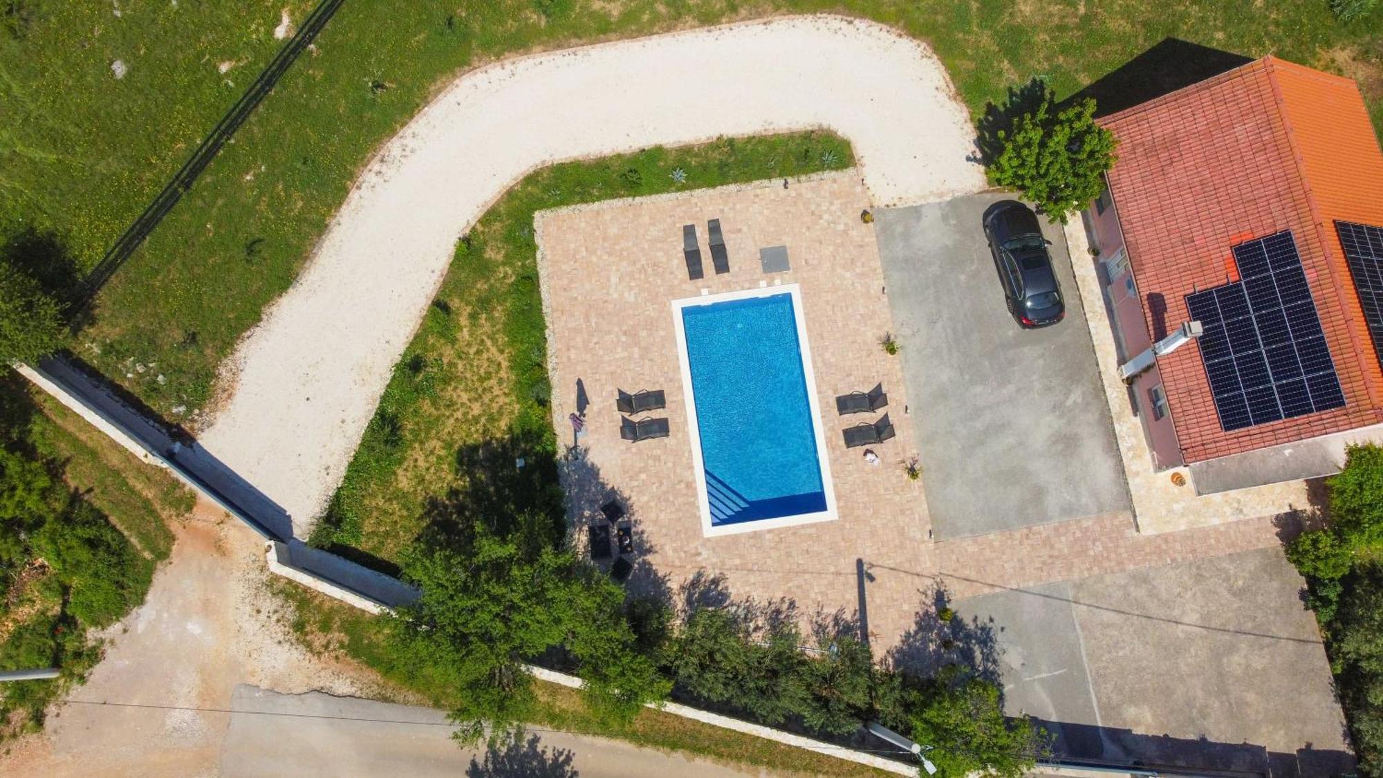 Iris Holiday Home Trbounje Luaran gambar